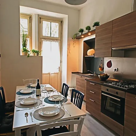 Apartment Porta Nuova-crocetta Elegante E Spazioso *