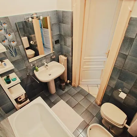 Apartment Porta Nuova-crocetta Elegante E Spazioso Turin