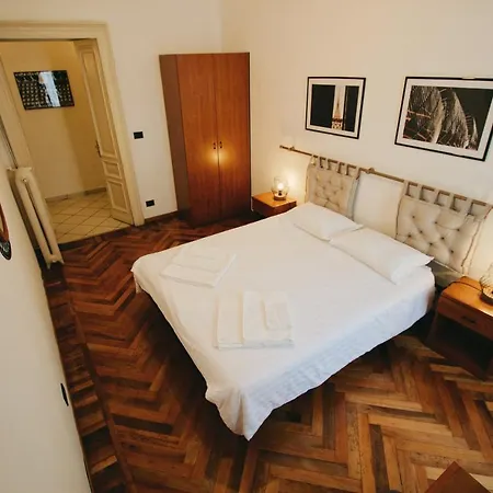 Porta Nuova-crocetta Elegante E Spazioso